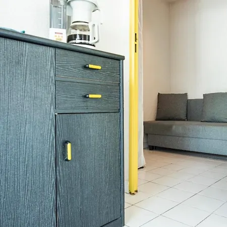 Bright With Terrace In Motte * La Grande-Motte