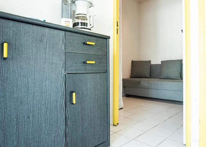Bright With Terrace In Motte * La Grande-Motte
